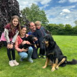 Simba wird nur einen Katzensprung von uns weg wohnen bei Evelyne und Dominik mit Familie